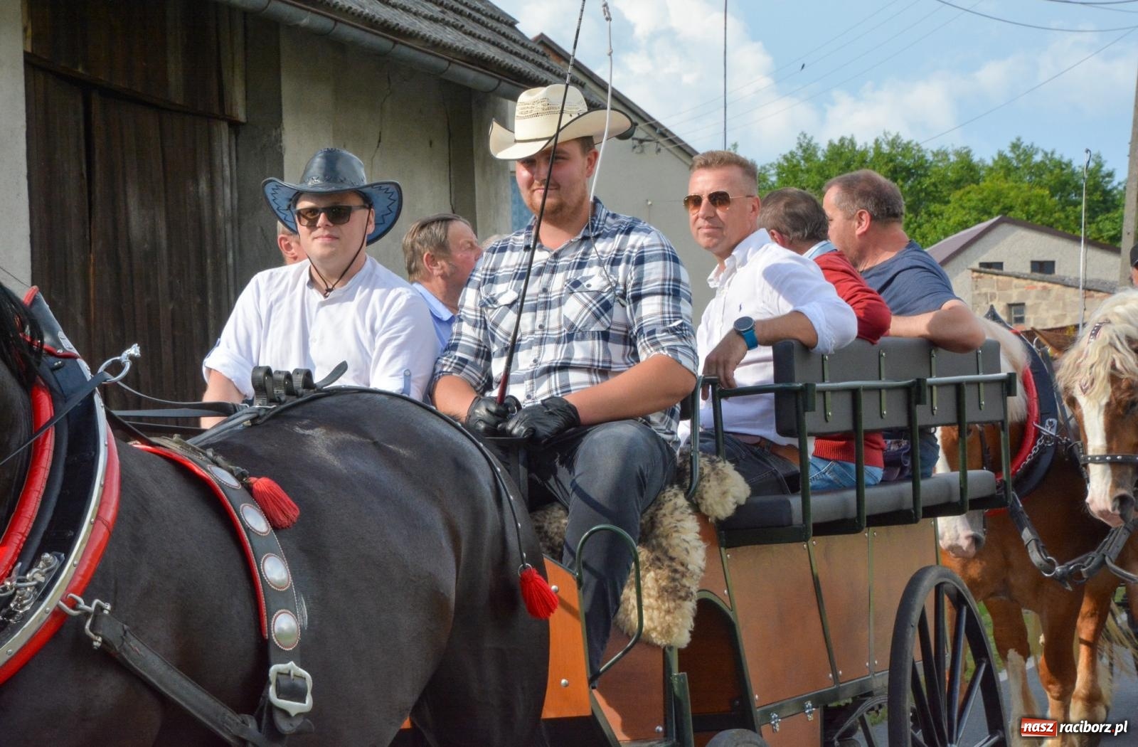 Zdjęcie w galerii na portalu naszraciborz.pl: Kobylskie błaganie i dziękczynienie na św. Urbana [FOTO i WIDEO] wiadomości z regionu