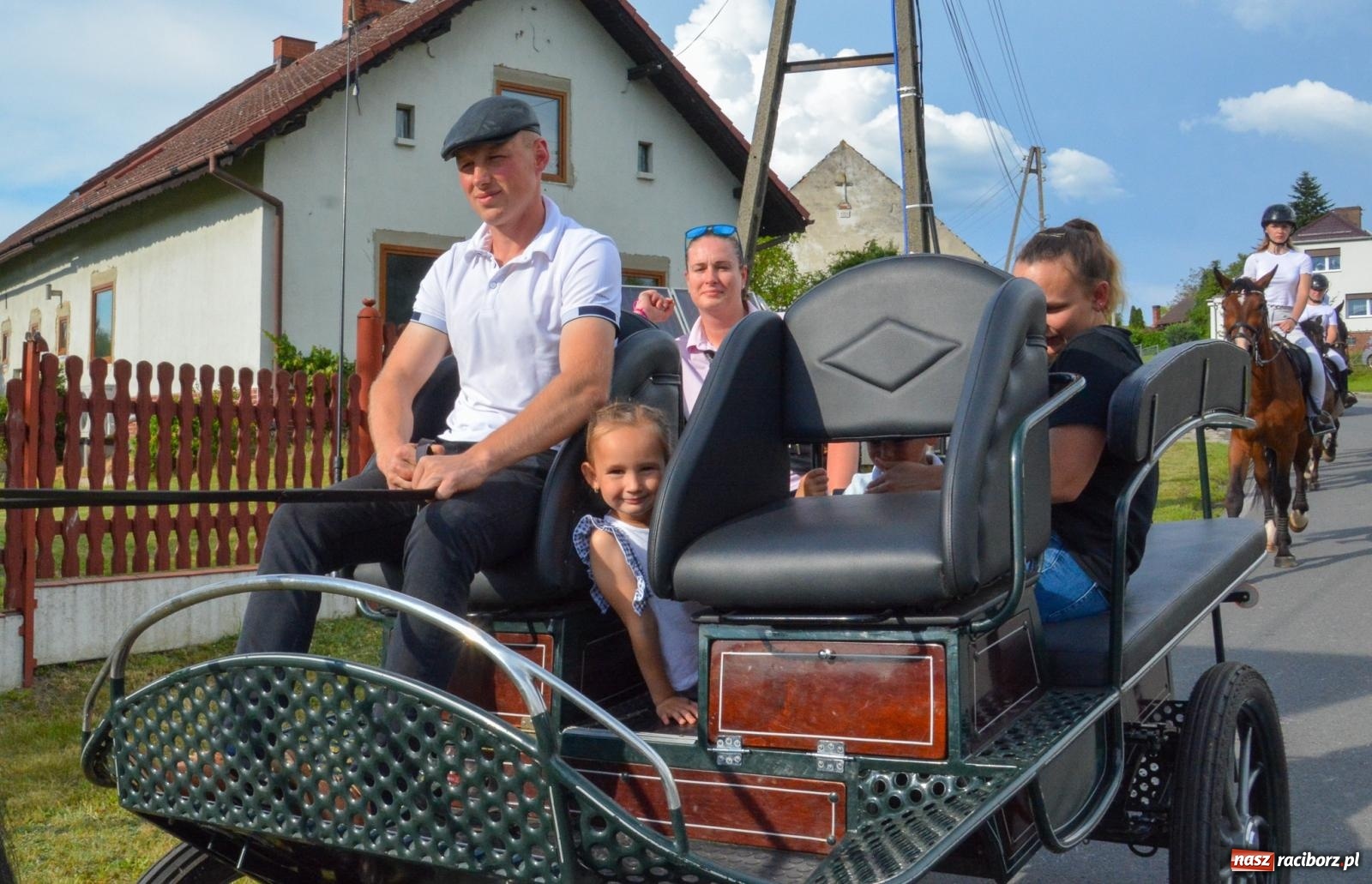 Zdjęcie w galerii na portalu naszraciborz.pl: Kobylskie błaganie i dziękczynienie na św. Urbana [FOTO i WIDEO] wiadomości z regionu
