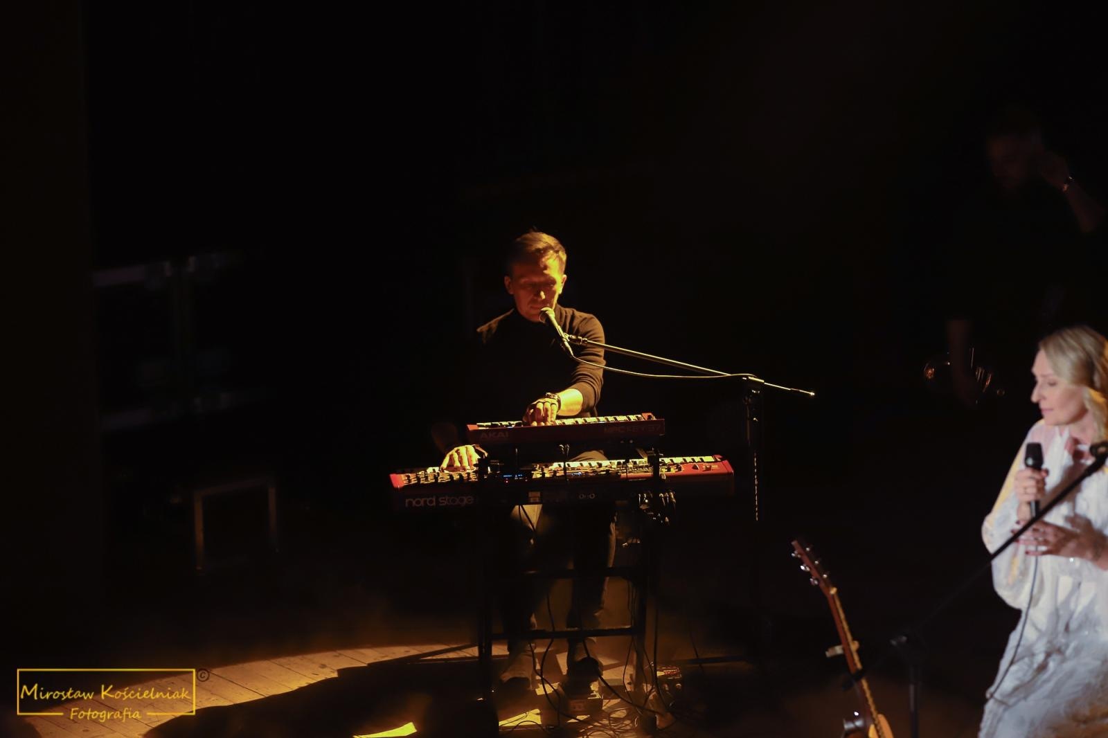 Zdjęcie w galerii na portalu naszraciborz.pl: Śnienie. Magiczny koncert Anity Lipnickiej w RCK [FOTO i WIDEO] wiadomości z regionu