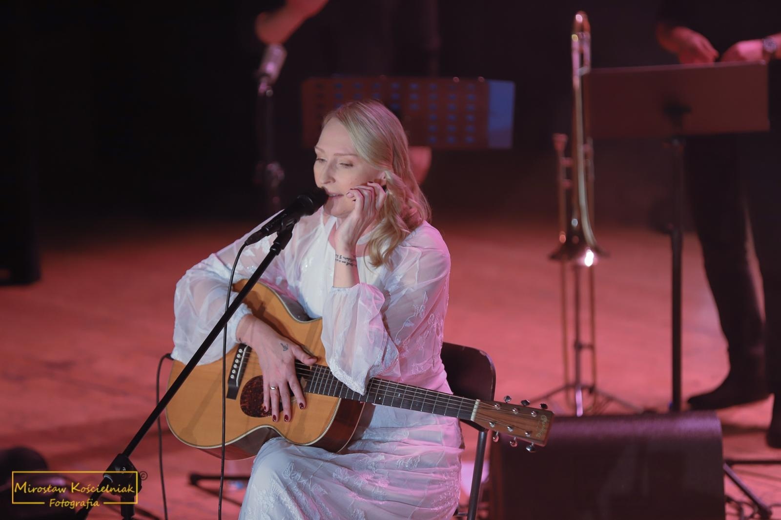 Zdjęcie w galerii na portalu naszraciborz.pl: Śnienie. Magiczny koncert Anity Lipnickiej w RCK [FOTO i WIDEO] wiadomości z regionu