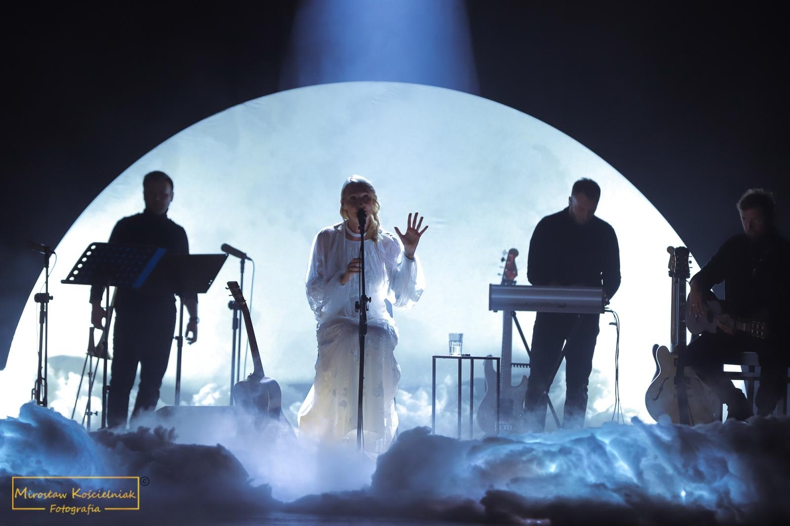 Zdjęcie w galerii na portalu naszraciborz.pl: Śnienie. Magiczny koncert Anity Lipnickiej w RCK [FOTO i WIDEO] wiadomości z regionu