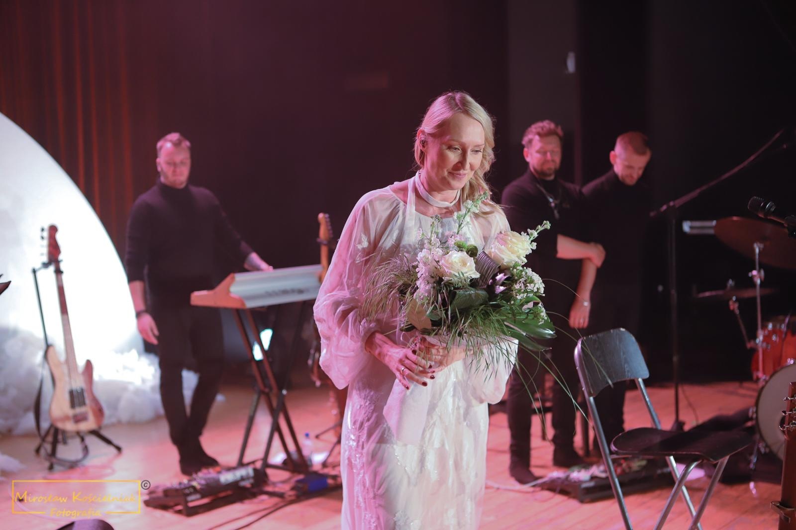 Zdjęcie w galerii na portalu naszraciborz.pl: Śnienie. Magiczny koncert Anity Lipnickiej w RCK [FOTO i WIDEO] wiadomości z regionu