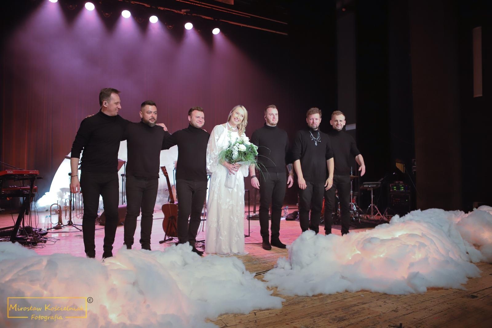 Zdjęcie w galerii na portalu naszraciborz.pl: Śnienie. Magiczny koncert Anity Lipnickiej w RCK [FOTO i WIDEO] wiadomości z regionu