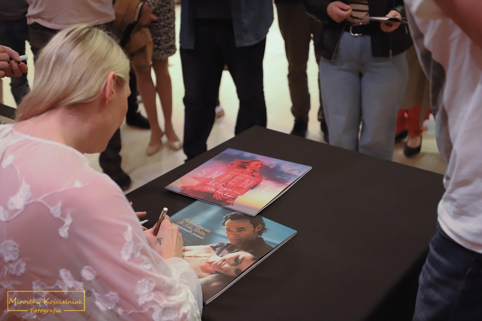 Zdjęcie w galerii na portalu naszraciborz.pl: Śnienie. Magiczny koncert Anity Lipnickiej w RCK [FOTO i WIDEO] wiadomości z regionu