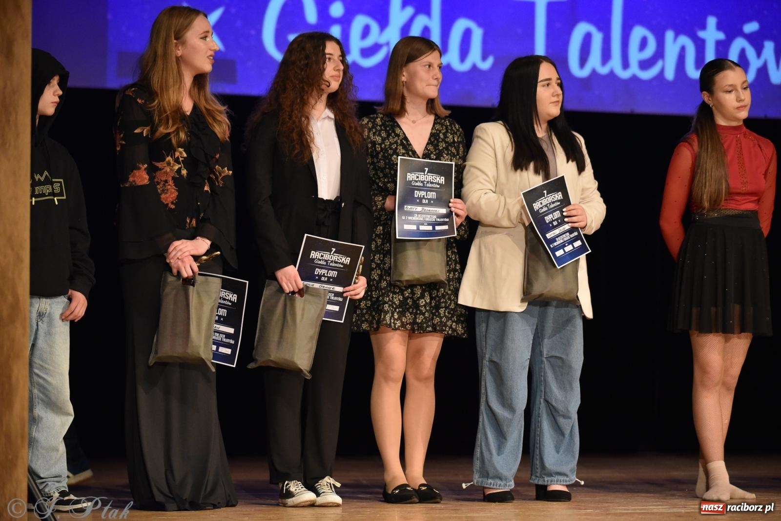 Zdjęcie w galerii na portalu naszraciborz.pl: VII Raciborska Giełda Talentów za nami. Znamy laureatów [FOTO i WIDEO] wiadomości z regionu
