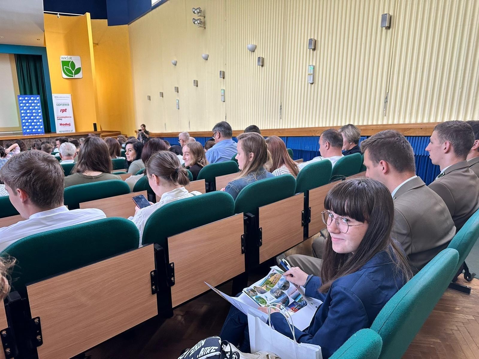 Zdjęcie w galerii na portalu naszraciborz.pl: Magdalena Wieczorek z CKZiU nr 1 Budowlanka – Gastronomik laureatką olimpiady wiadomości z regionu