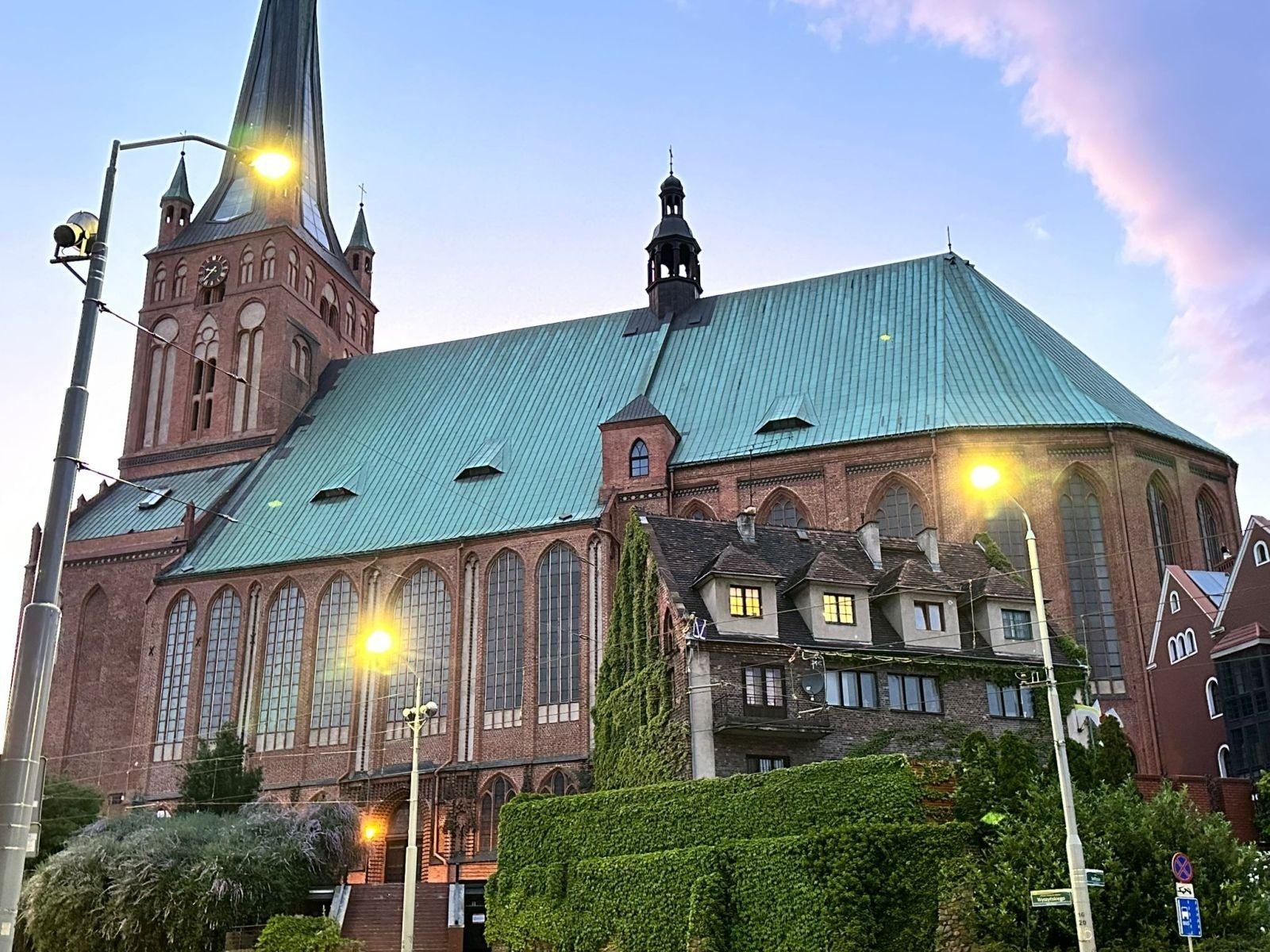 Zdjęcie w galerii na portalu naszraciborz.pl: Magdalena Wieczorek z CKZiU nr 1 Budowlanka – Gastronomik laureatką olimpiady wiadomości z regionu