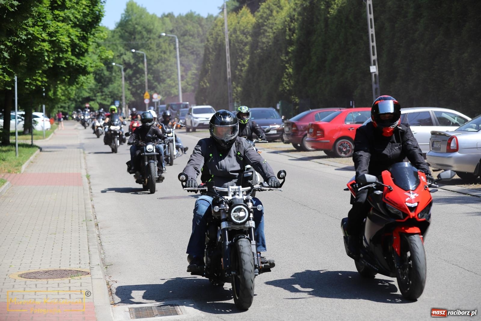 Zdjęcie w galerii na portalu naszraciborz.pl: Wojowie na jednośladach, czyli I Spotkanie Motocyklowe w Raciborskim Grodzie wiadomości z regionu