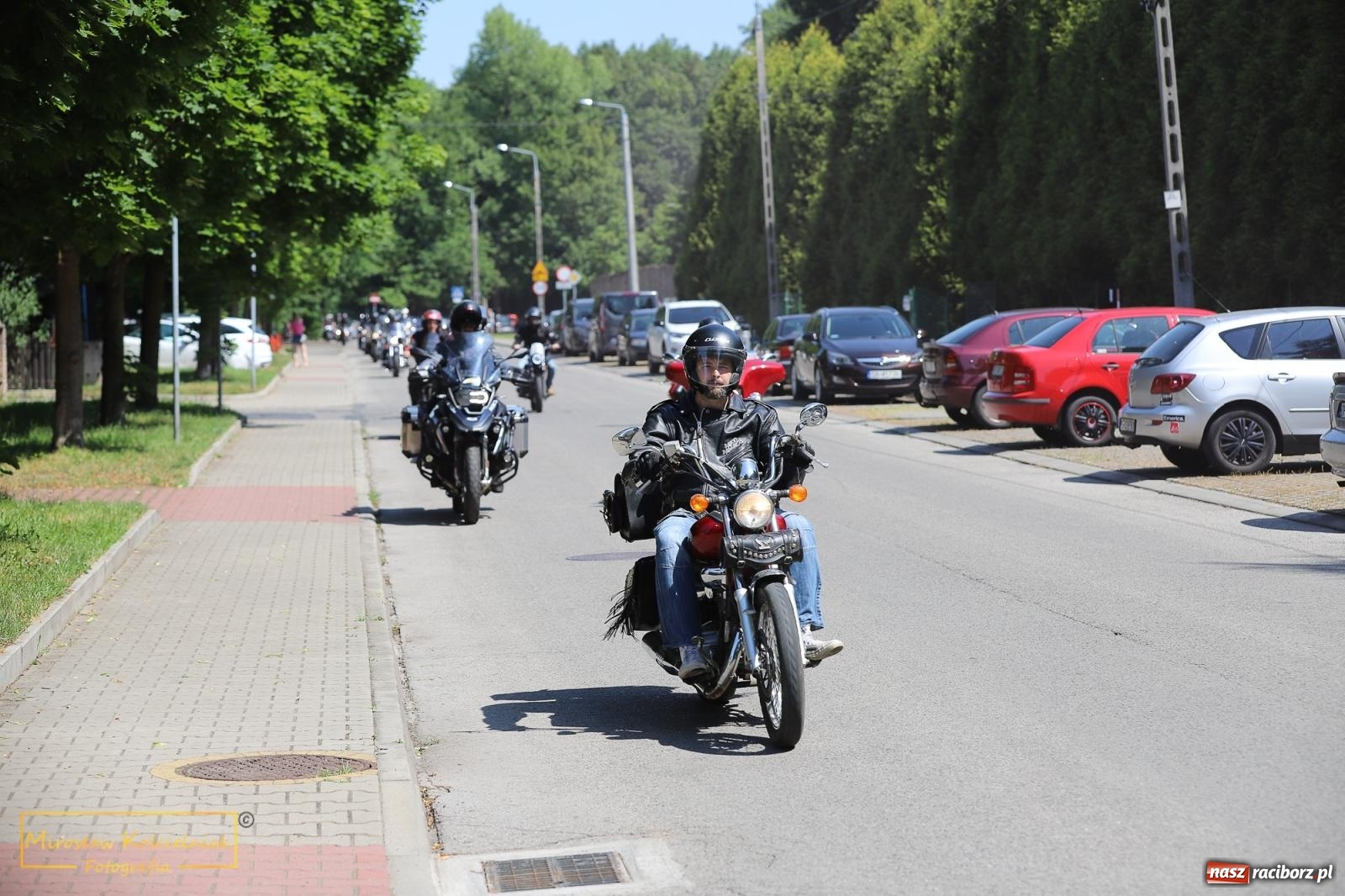 Zdjęcie w galerii na portalu naszraciborz.pl: Wojowie na jednośladach, czyli I Spotkanie Motocyklowe w Raciborskim Grodzie wiadomości z regionu
