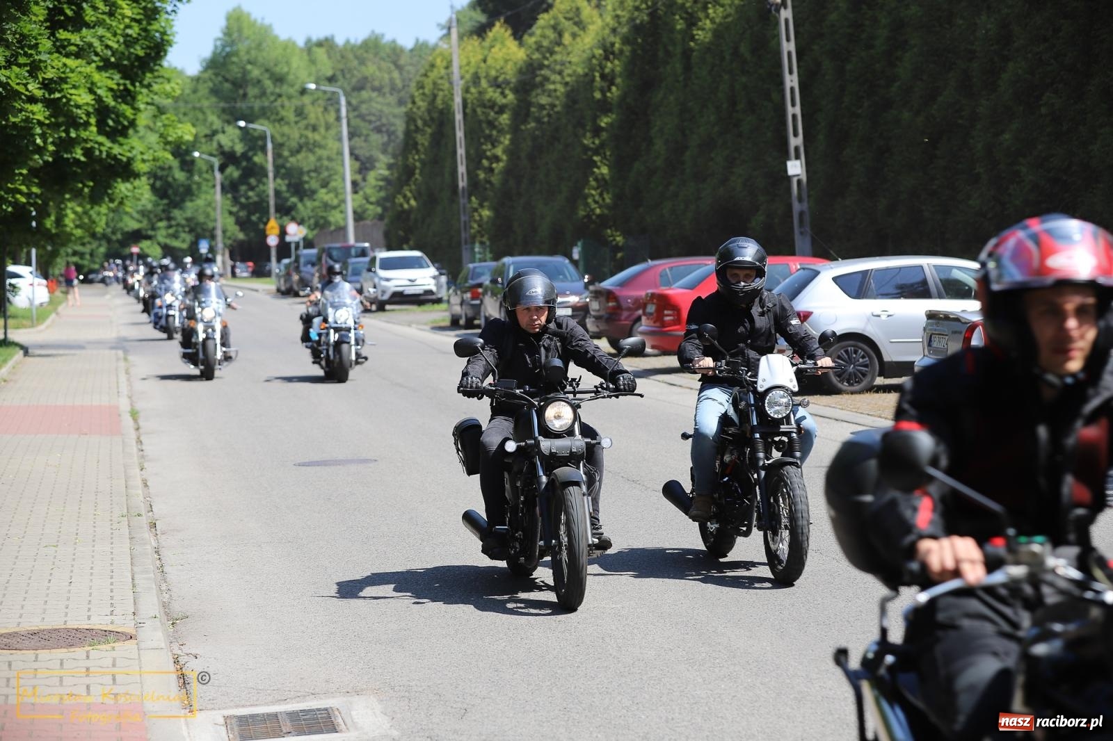 Zdjęcie w galerii na portalu naszraciborz.pl: Wojowie na jednośladach, czyli I Spotkanie Motocyklowe w Raciborskim Grodzie wiadomości z regionu
