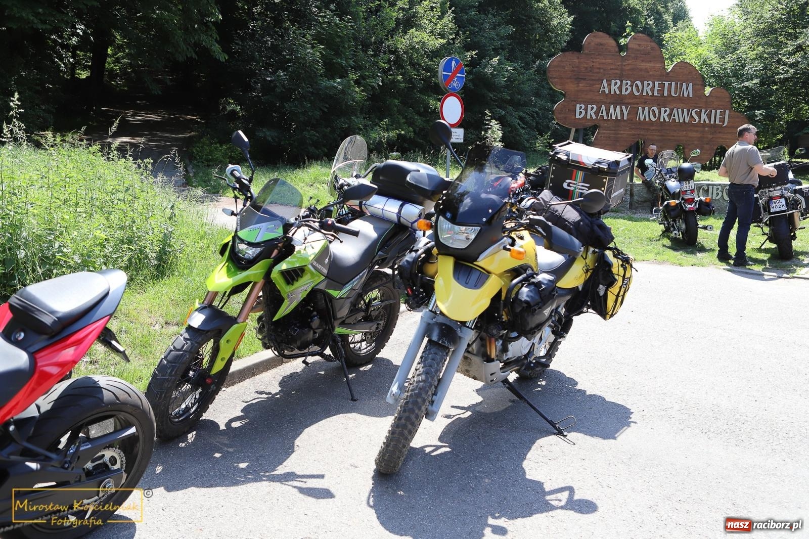 Zdjęcie w galerii na portalu naszraciborz.pl: Wojowie na jednośladach, czyli I Spotkanie Motocyklowe w Raciborskim Grodzie wiadomości z regionu
