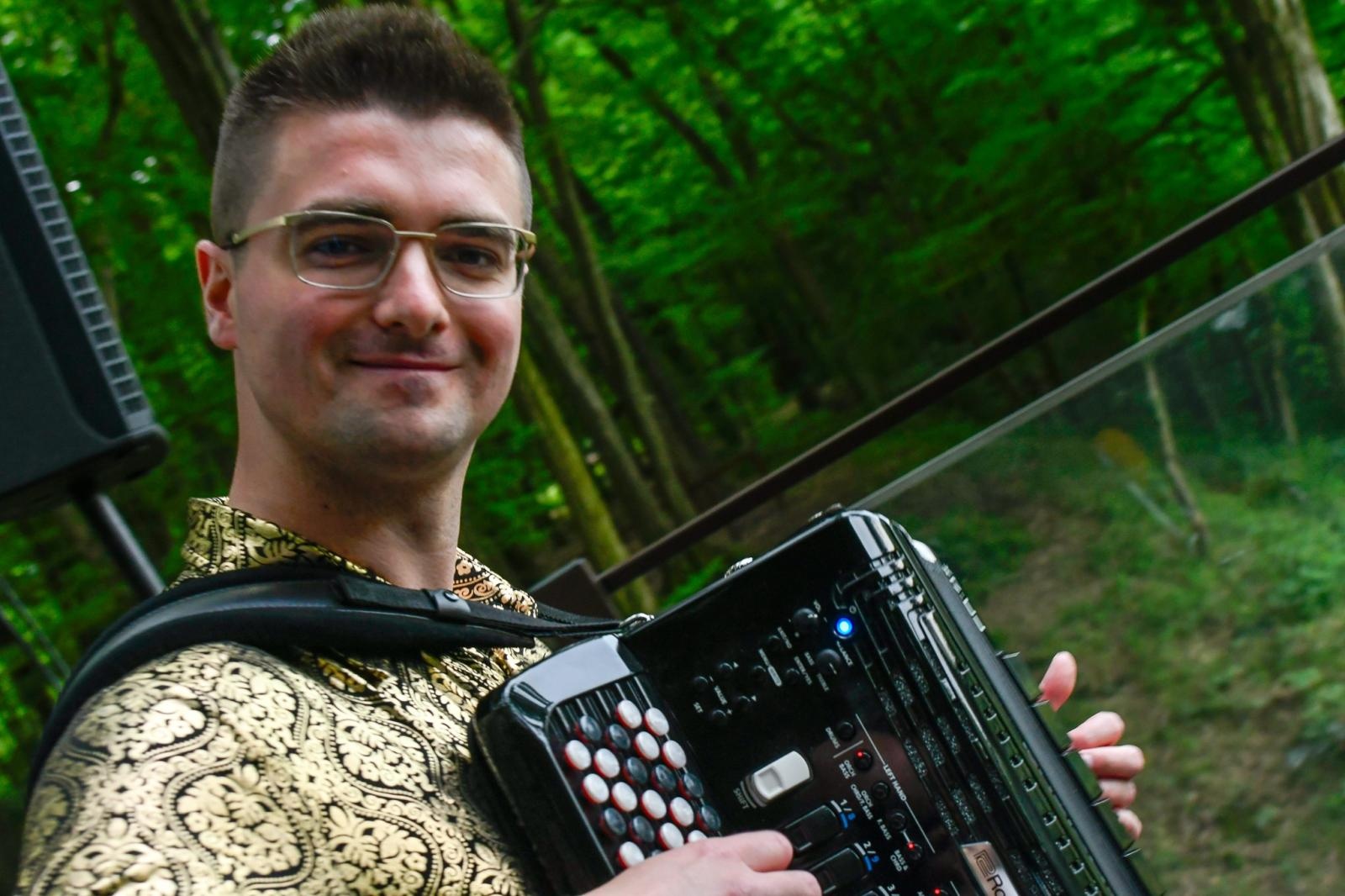 Zdjęcie w galerii na portalu naszraciborz.pl: Arboretum znów wypełniło się muzyką [FOTO i WIDEO] wiadomości z regionu