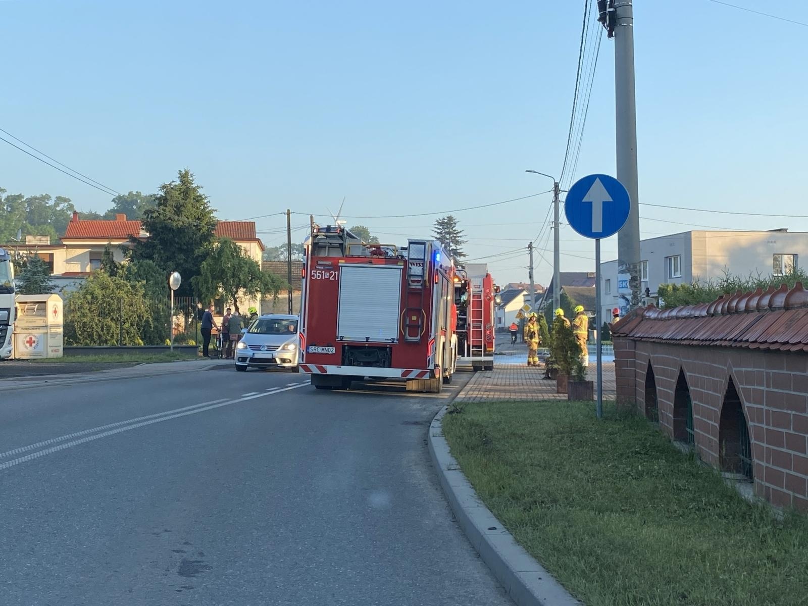 Zdjęcie w galerii na portalu naszraciborz.pl: Motocykl w ogniu w Pawłowie wiadomości z regionu