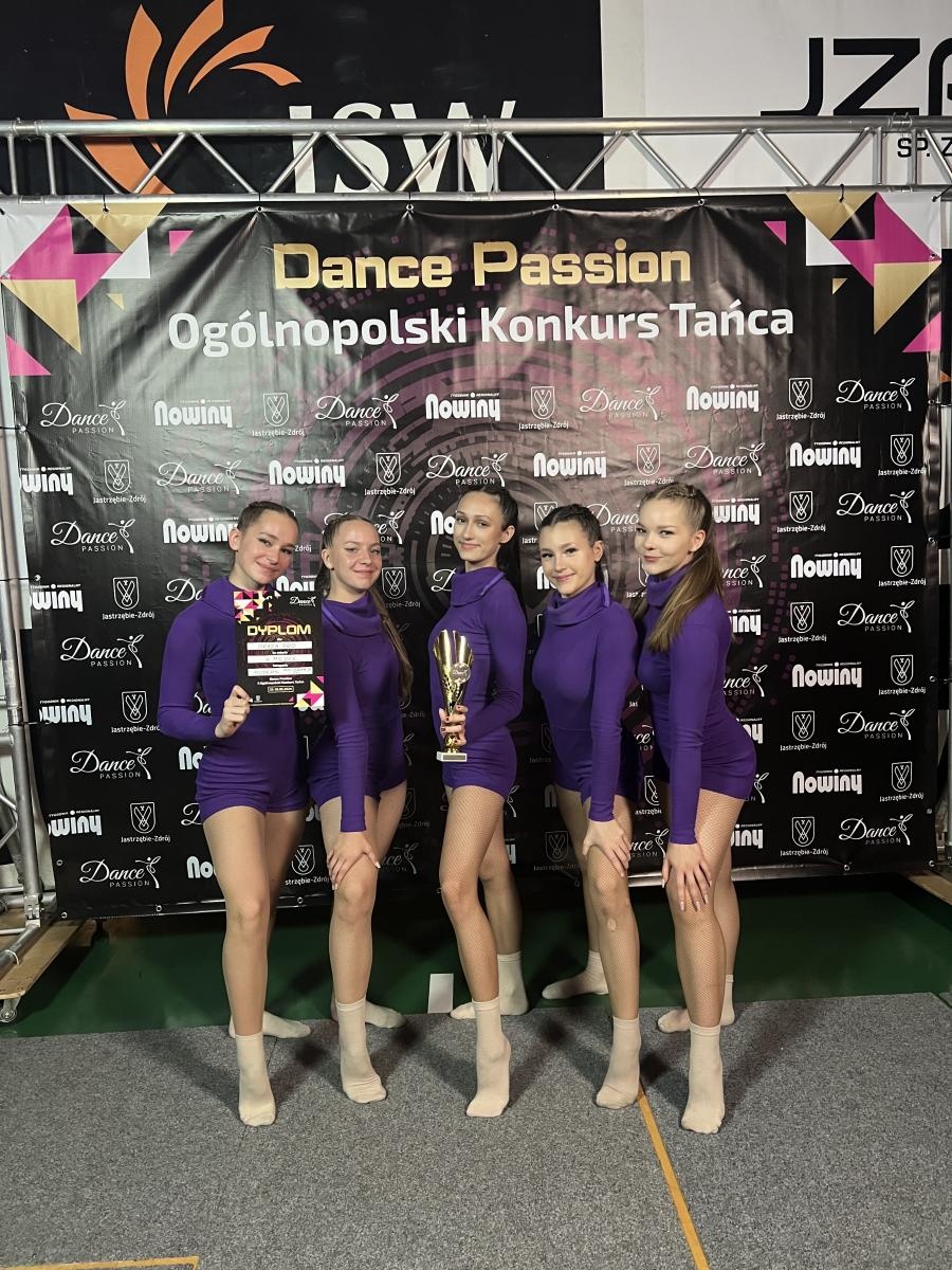 Zdjęcie w galerii na portalu naszraciborz.pl: Grupy modernowe SKAZY na Ogólnopolskim Konkursie Tańca w Jastrzębiu Zdroju! wiadomości z regionu