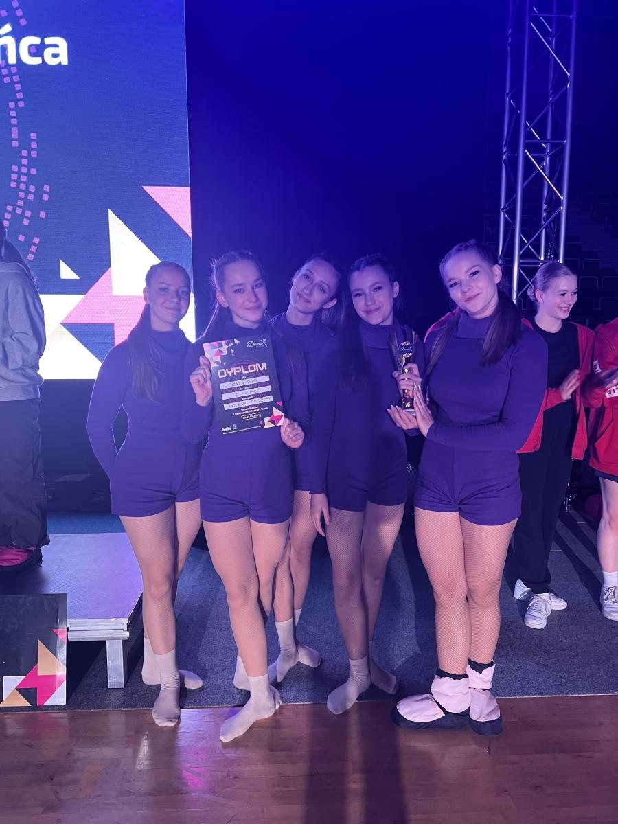 Zdjęcie w galerii na portalu naszraciborz.pl: Grupy modernowe SKAZY na Ogólnopolskim Konkursie Tańca w Jastrzębiu Zdroju! wiadomości z regionu