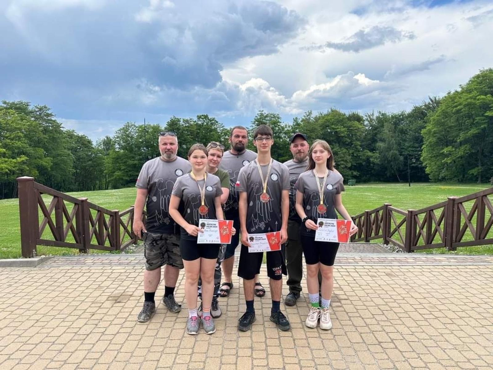 Zdjęcie w galerii na portalu naszraciborz.pl: Raciborzanie na podium V Mistrzostw Polski w Łucznictwie wiadomości z regionu