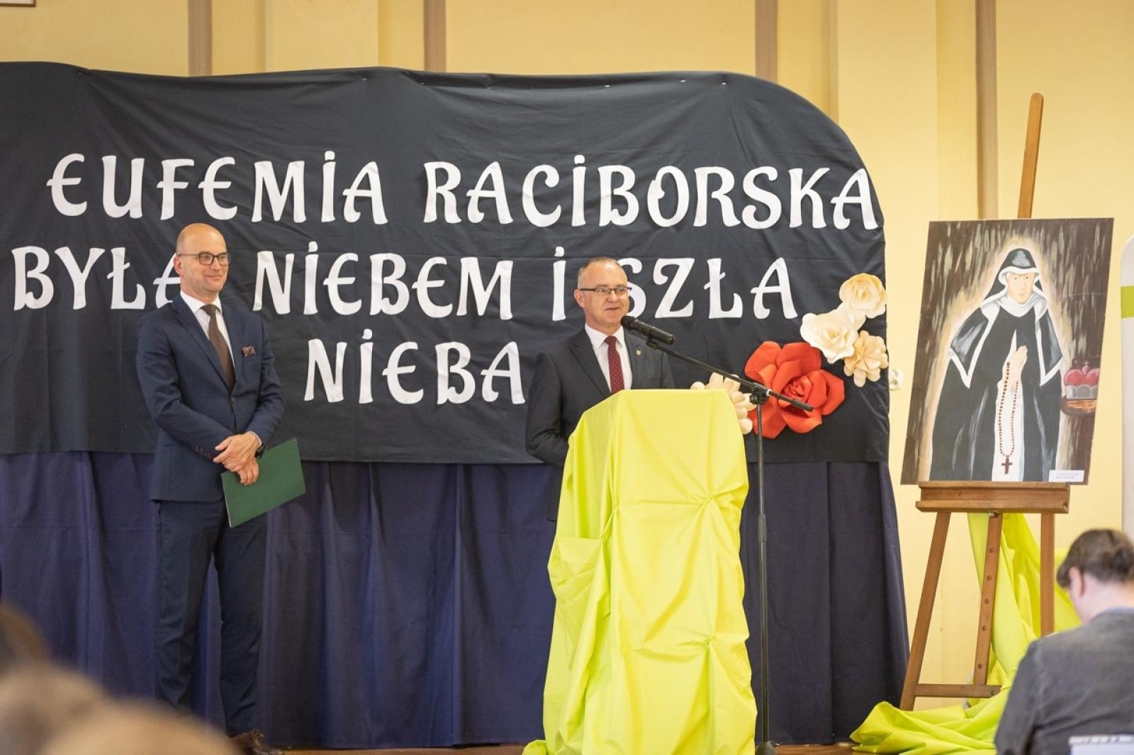 Zdjęcie w galerii na portalu naszraciborz.pl: Święto w Ekonomiku. Od historii prawdziwej, od dziejów minionych ... wiadomości z regionu