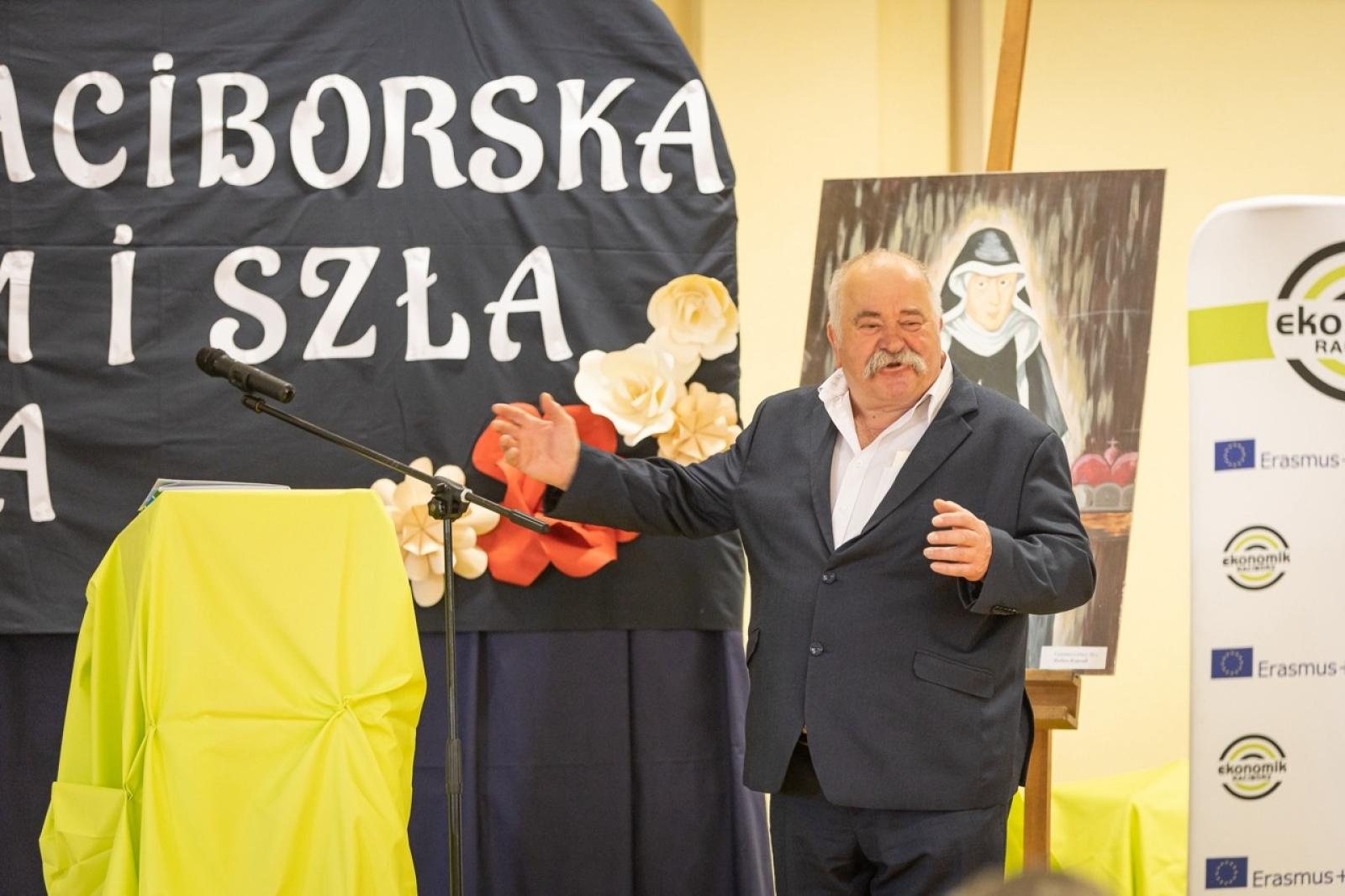 Zdjęcie w galerii na portalu naszraciborz.pl: Święto w Ekonomiku. Od historii prawdziwej, od dziejów minionych ... wiadomości z regionu