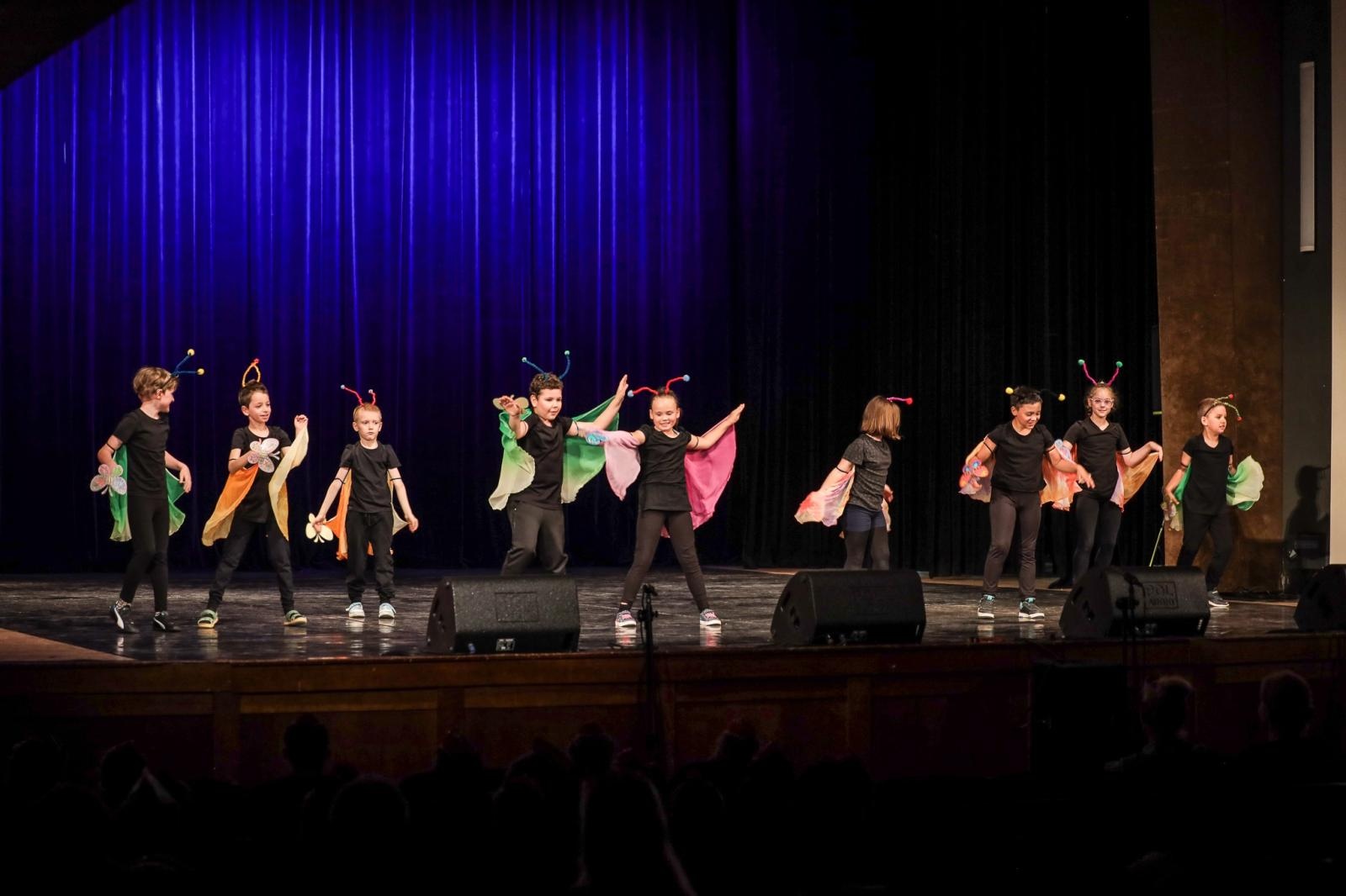 Zdjęcie w galerii na portalu naszraciborz.pl: Laureaci konkursu tańca w ramach XIV Powiatowego Festiwalu Twórczości Artystycznej wiadomości z regionu