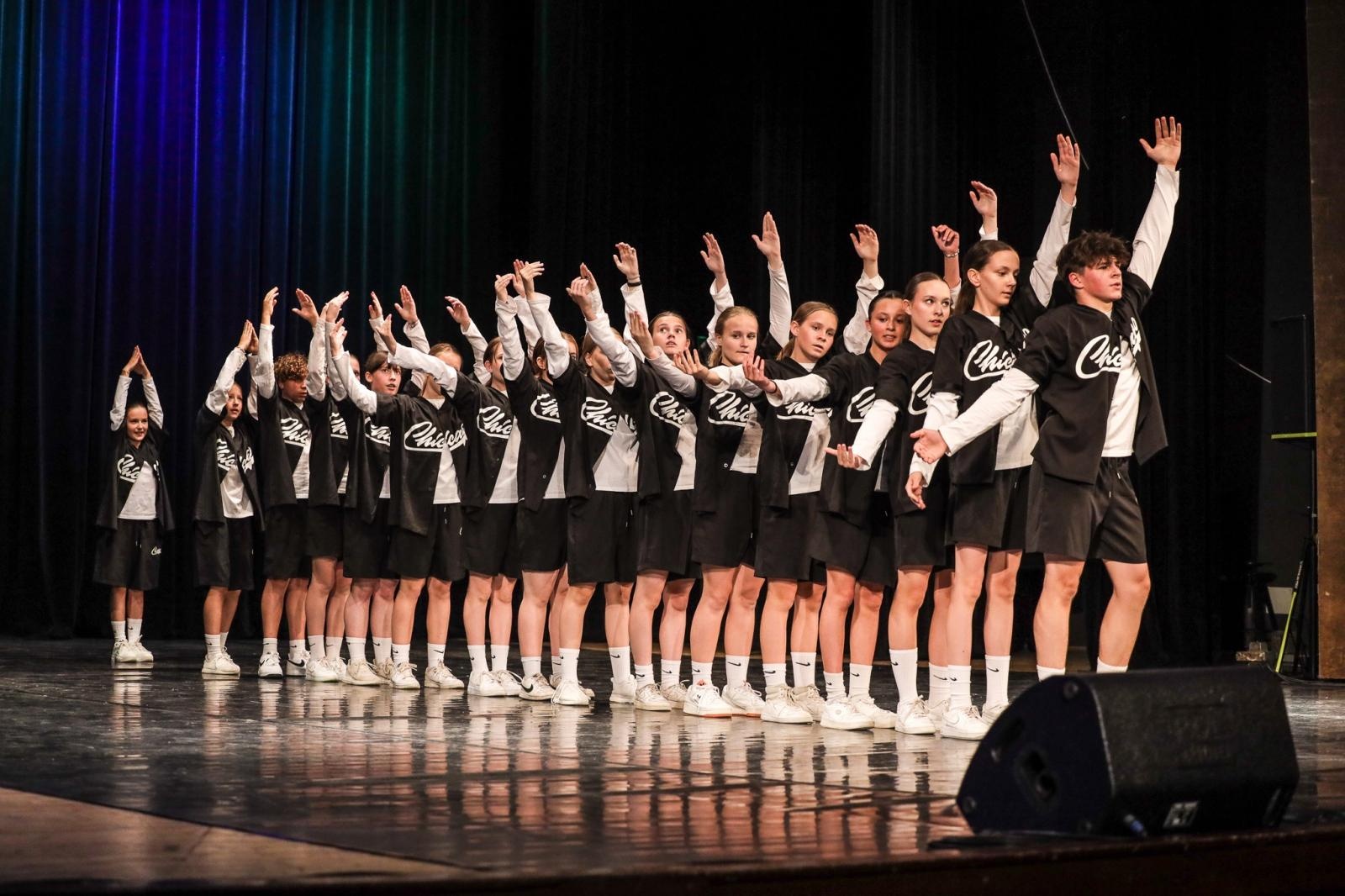 Zdjęcie w galerii na portalu naszraciborz.pl: Laureaci konkursu tańca w ramach XIV Powiatowego Festiwalu Twórczości Artystycznej wiadomości z regionu