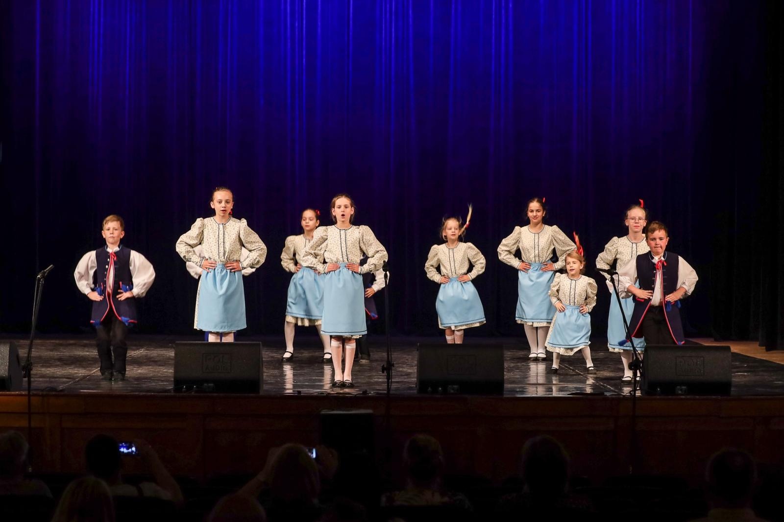 Zdjęcie w galerii na portalu naszraciborz.pl: Laureaci konkursu tańca w ramach XIV Powiatowego Festiwalu Twórczości Artystycznej wiadomości z regionu