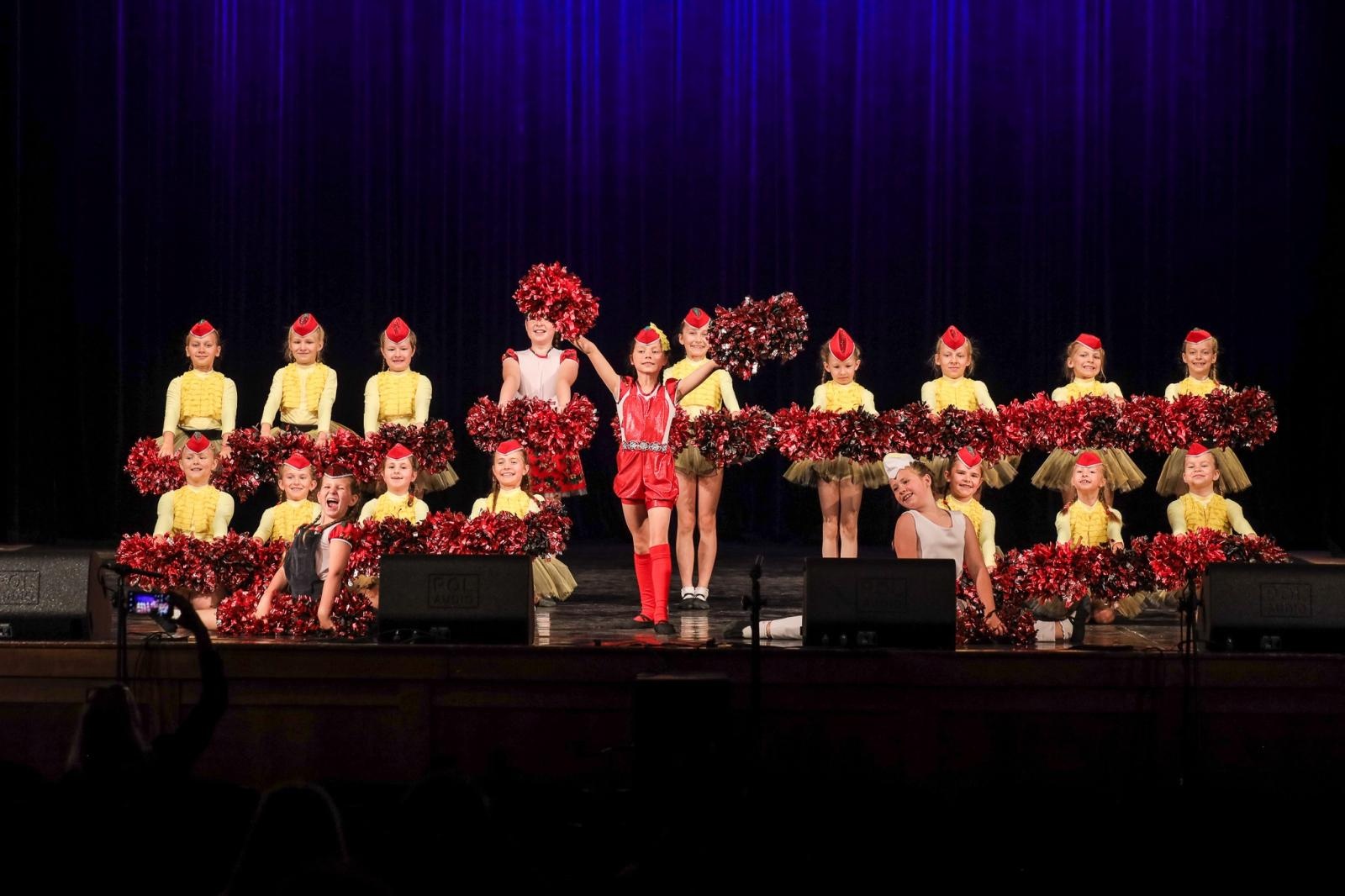 Zdjęcie w galerii na portalu naszraciborz.pl: Laureaci konkursu tańca w ramach XIV Powiatowego Festiwalu Twórczości Artystycznej wiadomości z regionu