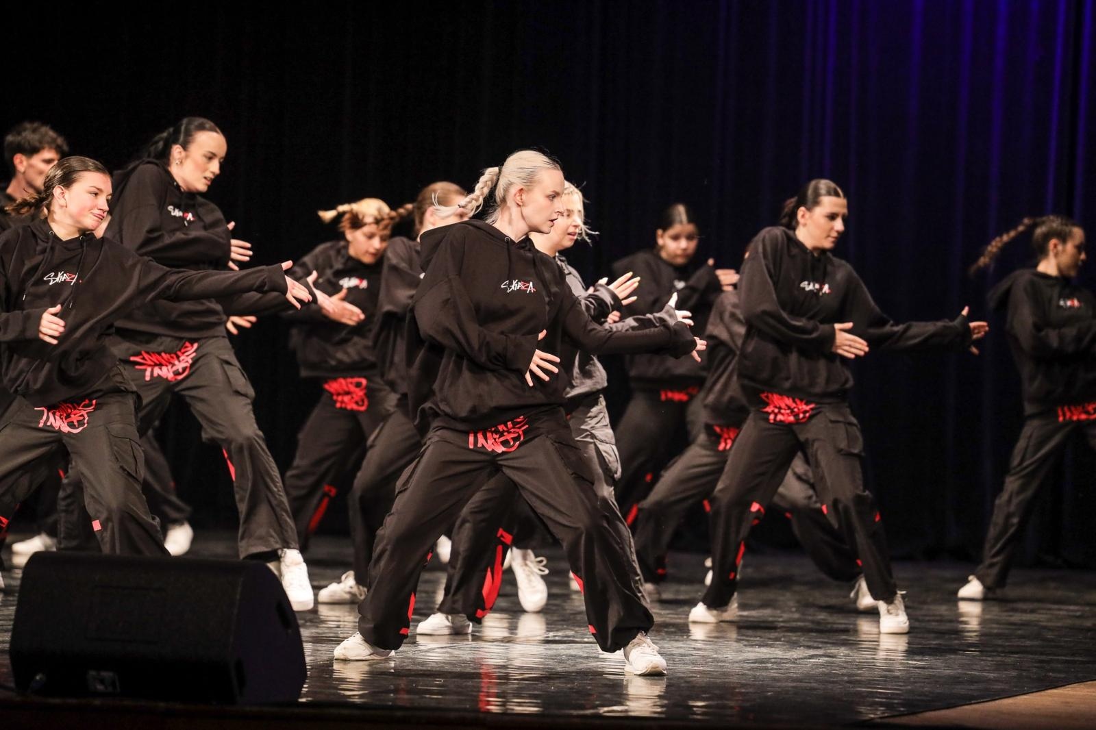 Zdjęcie w galerii na portalu naszraciborz.pl: Laureaci konkursu tańca w ramach XIV Powiatowego Festiwalu Twórczości Artystycznej wiadomości z regionu