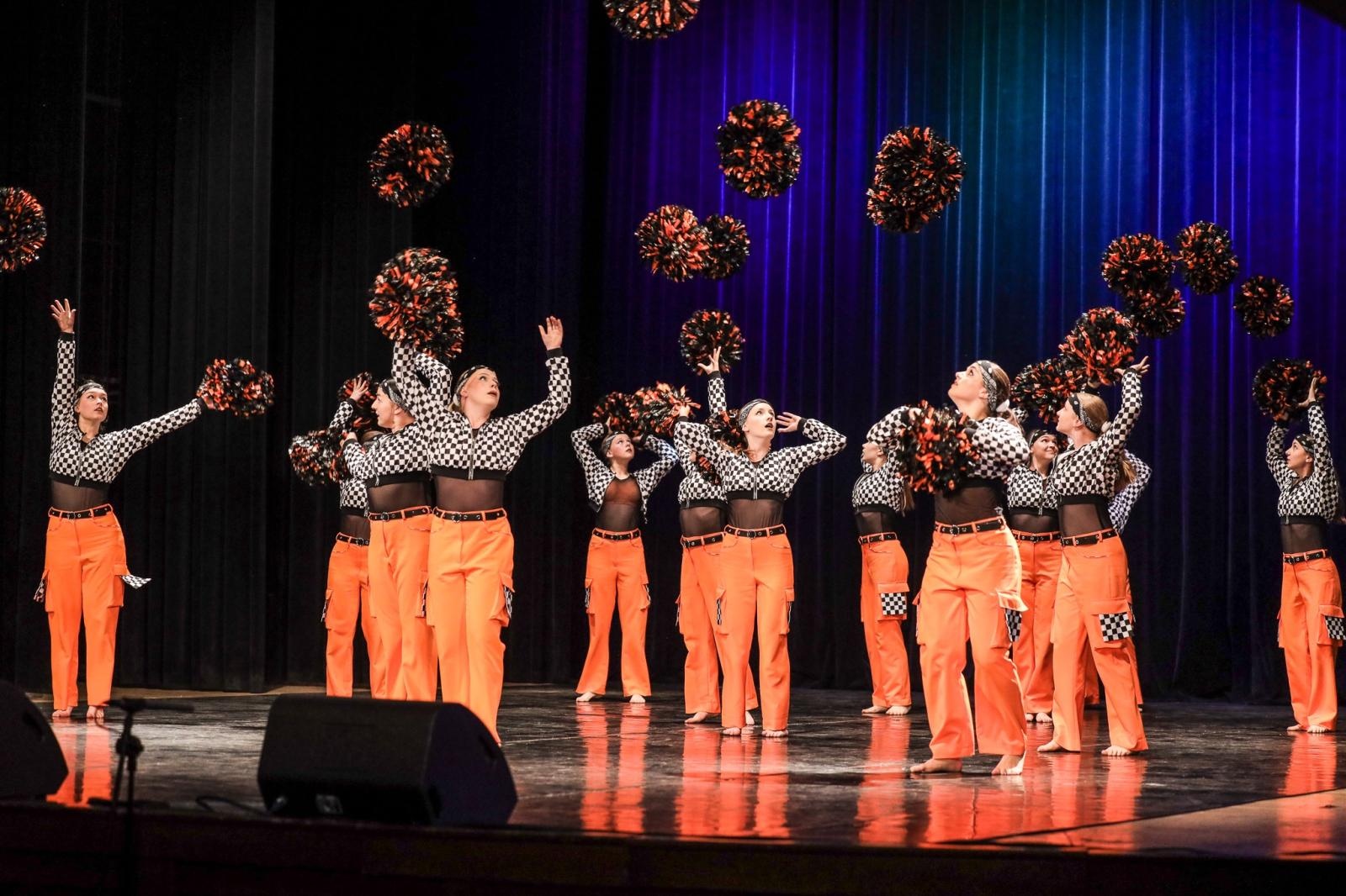 Zdjęcie w galerii na portalu naszraciborz.pl: Laureaci konkursu tańca w ramach XIV Powiatowego Festiwalu Twórczości Artystycznej wiadomości z regionu