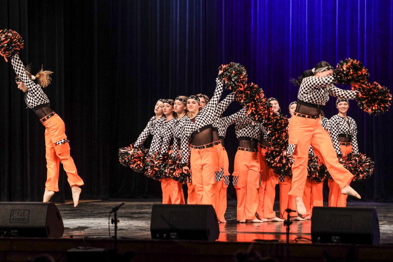 Zdjęcie w galerii na portalu naszraciborz.pl: Laureaci konkursu tańca w ramach XIV Powiatowego Festiwalu Twórczości Artystycznej wiadomości z regionu