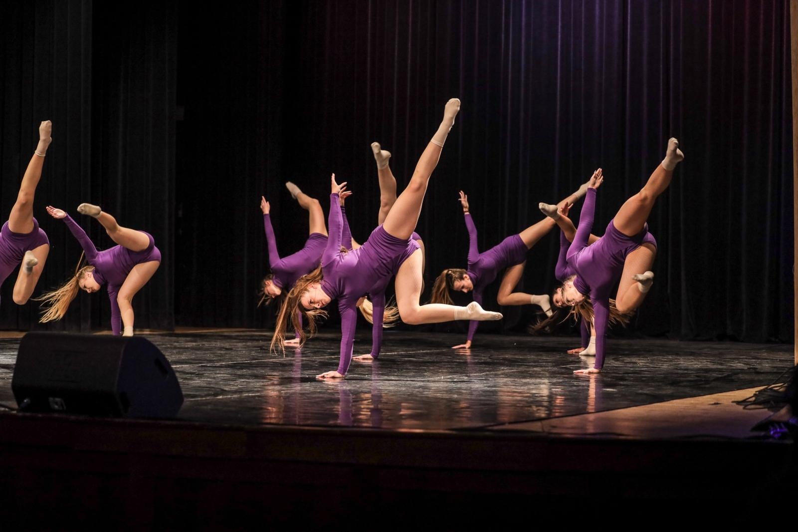 Zdjęcie w galerii na portalu naszraciborz.pl: Laureaci konkursu tańca w ramach XIV Powiatowego Festiwalu Twórczości Artystycznej wiadomości z regionu