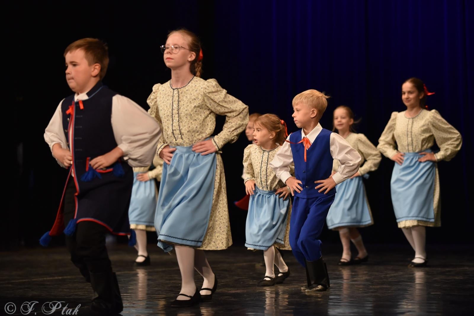 Zdjęcie w galerii na portalu naszraciborz.pl: Laureaci konkursu tańca w ramach XIV Powiatowego Festiwalu Twórczości Artystycznej wiadomości z regionu