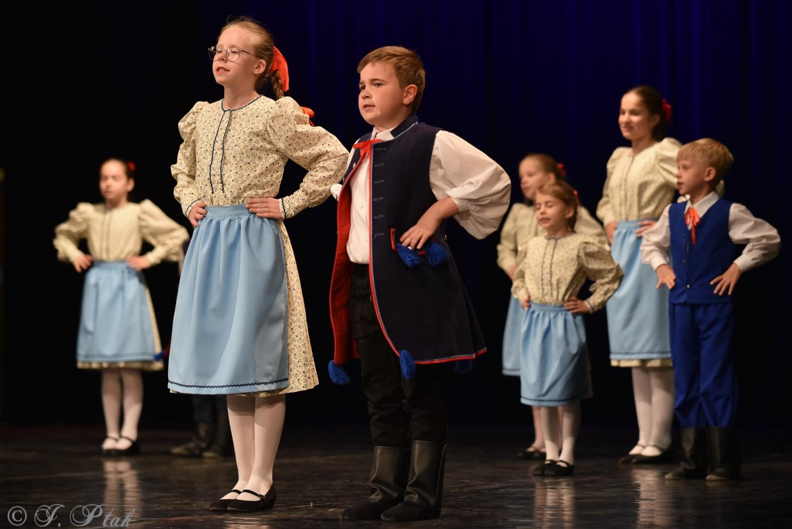 Zdjęcie w galerii na portalu naszraciborz.pl: Laureaci konkursu tańca w ramach XIV Powiatowego Festiwalu Twórczości Artystycznej wiadomości z regionu