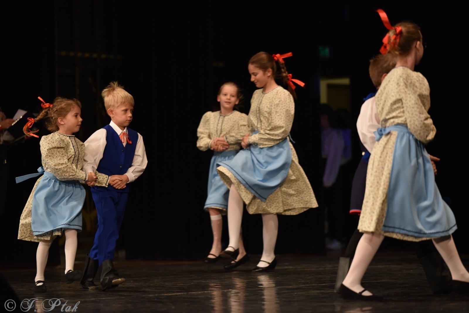 Zdjęcie w galerii na portalu naszraciborz.pl: Laureaci konkursu tańca w ramach XIV Powiatowego Festiwalu Twórczości Artystycznej wiadomości z regionu