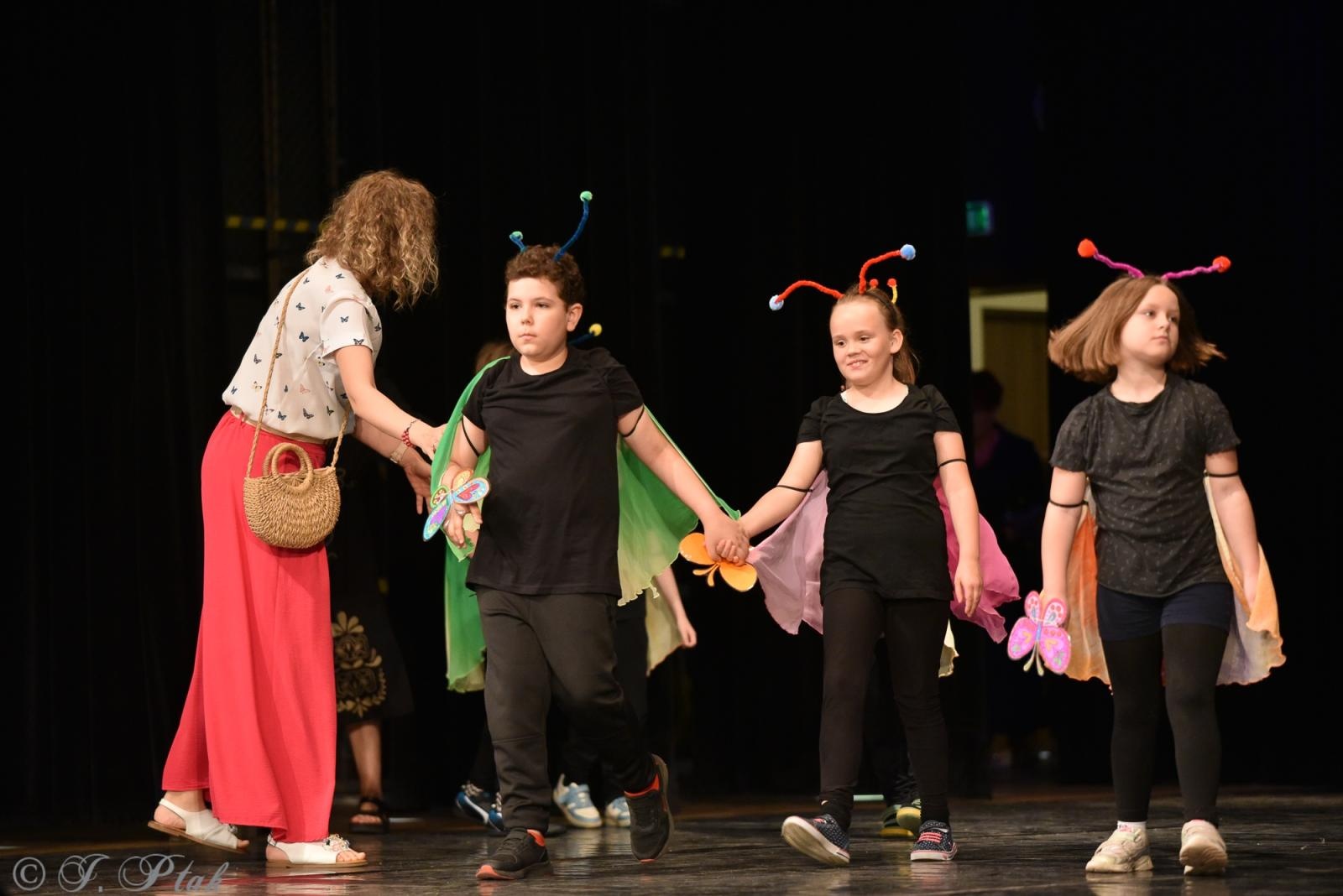 Zdjęcie w galerii na portalu naszraciborz.pl: Laureaci konkursu tańca w ramach XIV Powiatowego Festiwalu Twórczości Artystycznej wiadomości z regionu