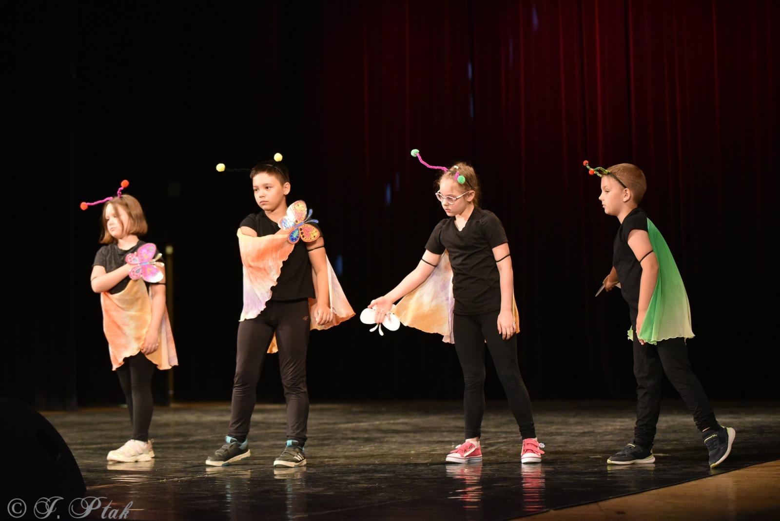 Zdjęcie w galerii na portalu naszraciborz.pl: Laureaci konkursu tańca w ramach XIV Powiatowego Festiwalu Twórczości Artystycznej wiadomości z regionu