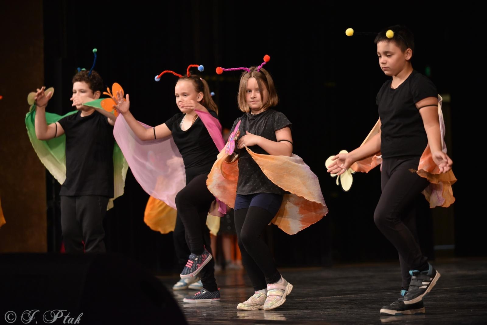Zdjęcie w galerii na portalu naszraciborz.pl: Laureaci konkursu tańca w ramach XIV Powiatowego Festiwalu Twórczości Artystycznej wiadomości z regionu