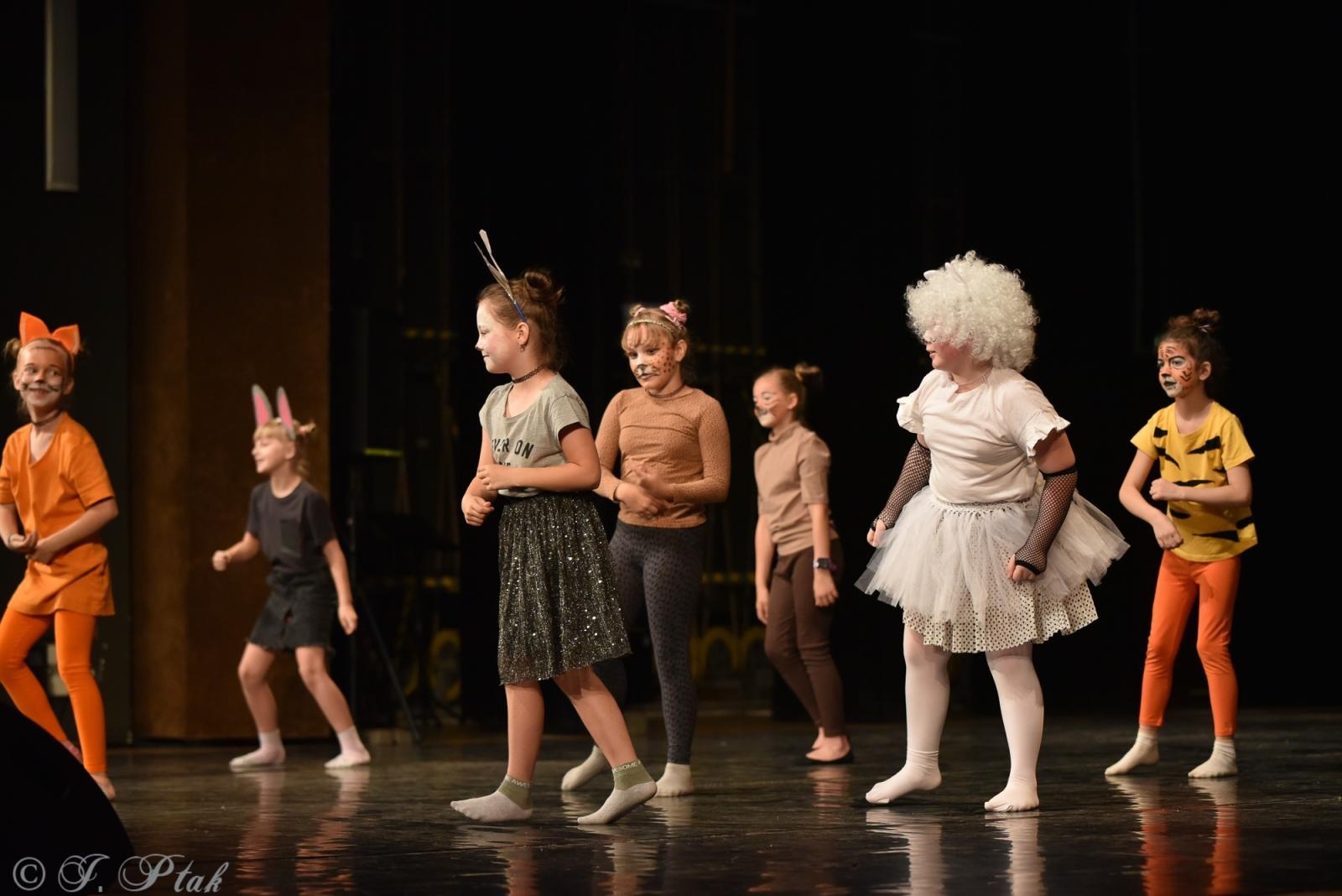 Zdjęcie w galerii na portalu naszraciborz.pl: Laureaci konkursu tańca w ramach XIV Powiatowego Festiwalu Twórczości Artystycznej wiadomości z regionu