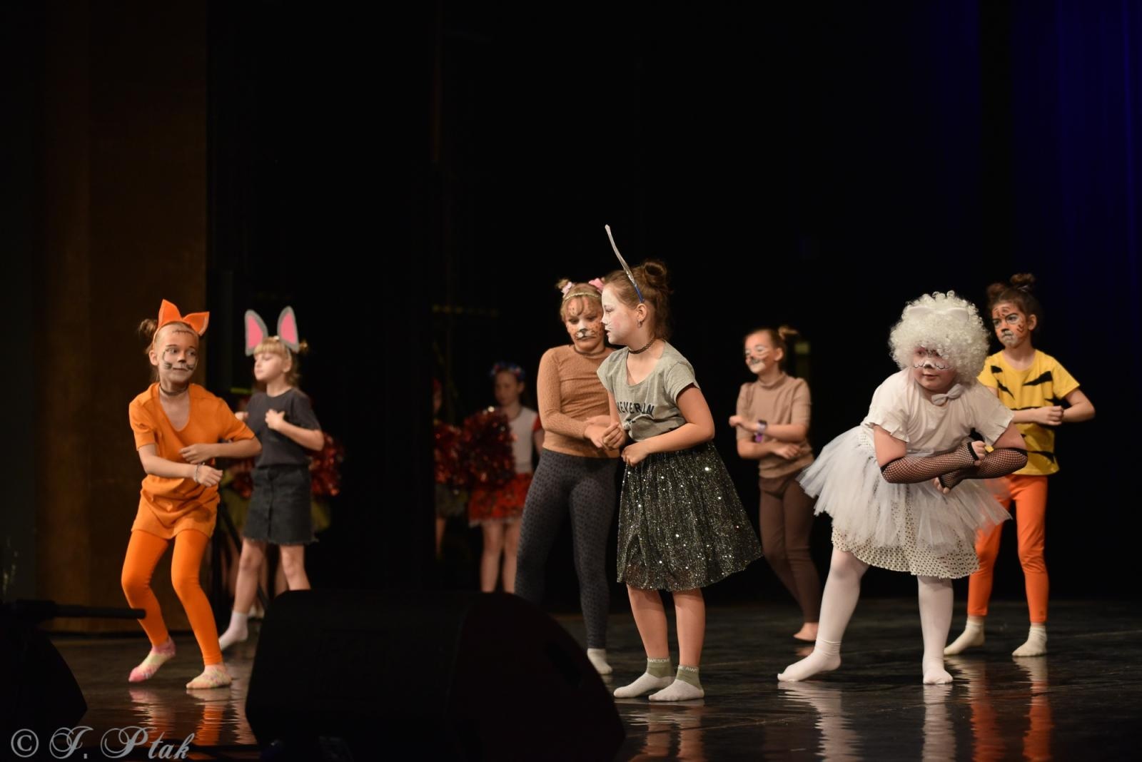 Zdjęcie w galerii na portalu naszraciborz.pl: Laureaci konkursu tańca w ramach XIV Powiatowego Festiwalu Twórczości Artystycznej wiadomości z regionu