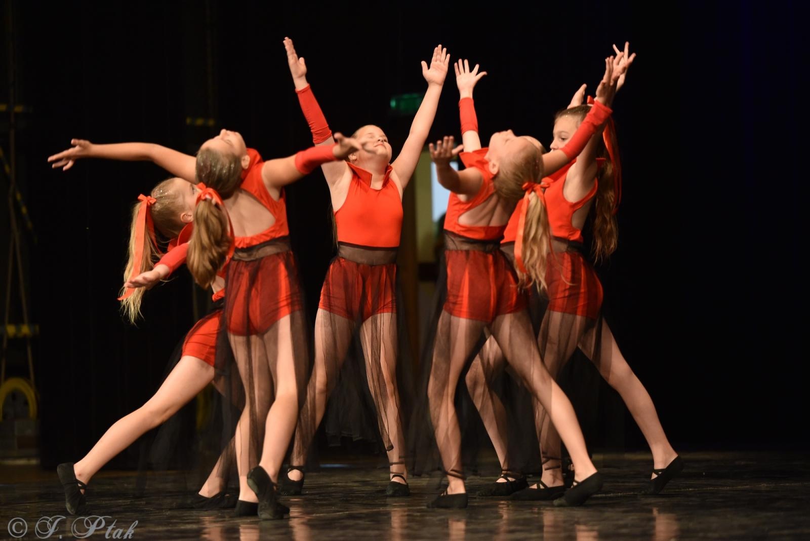 Zdjęcie w galerii na portalu naszraciborz.pl: Laureaci konkursu tańca w ramach XIV Powiatowego Festiwalu Twórczości Artystycznej wiadomości z regionu