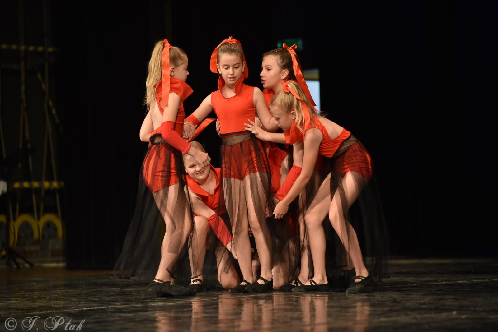 Zdjęcie w galerii na portalu naszraciborz.pl: Laureaci konkursu tańca w ramach XIV Powiatowego Festiwalu Twórczości Artystycznej wiadomości z regionu