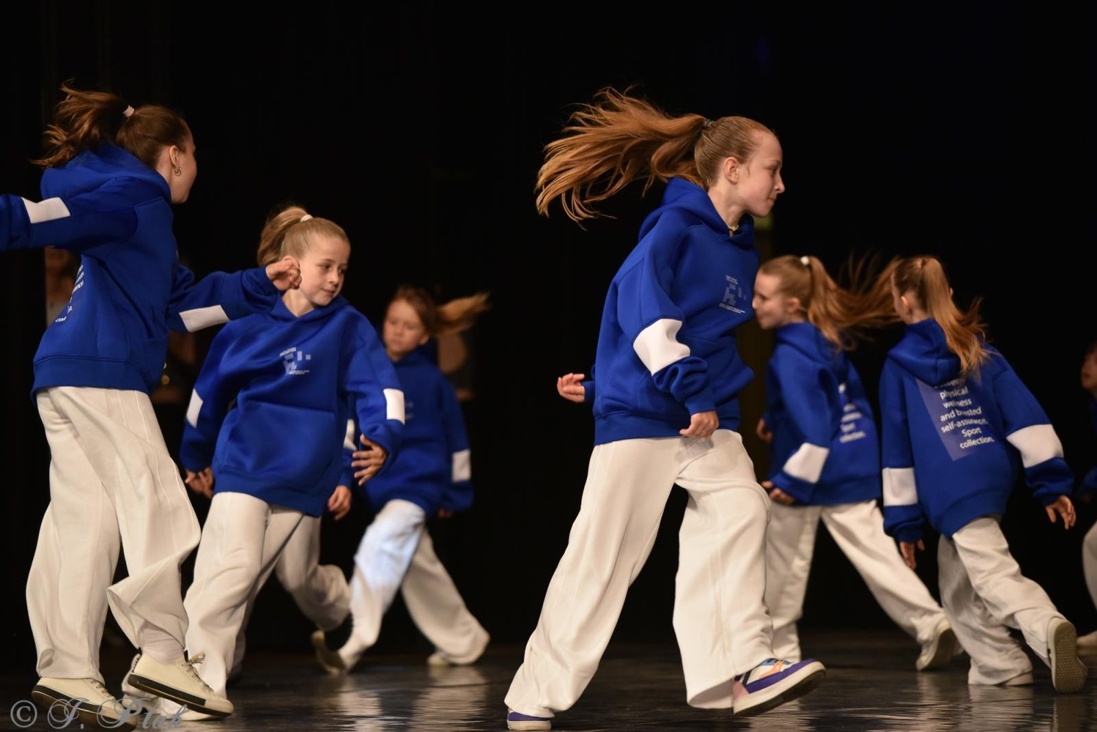 Zdjęcie w galerii na portalu naszraciborz.pl: Laureaci konkursu tańca w ramach XIV Powiatowego Festiwalu Twórczości Artystycznej wiadomości z regionu