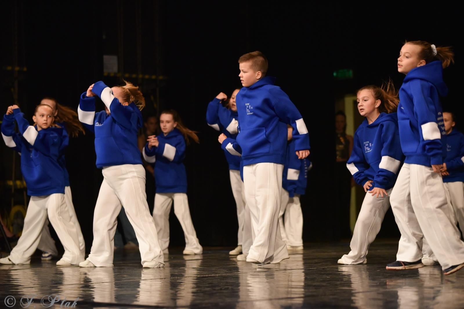 Zdjęcie w galerii na portalu naszraciborz.pl: Laureaci konkursu tańca w ramach XIV Powiatowego Festiwalu Twórczości Artystycznej wiadomości z regionu