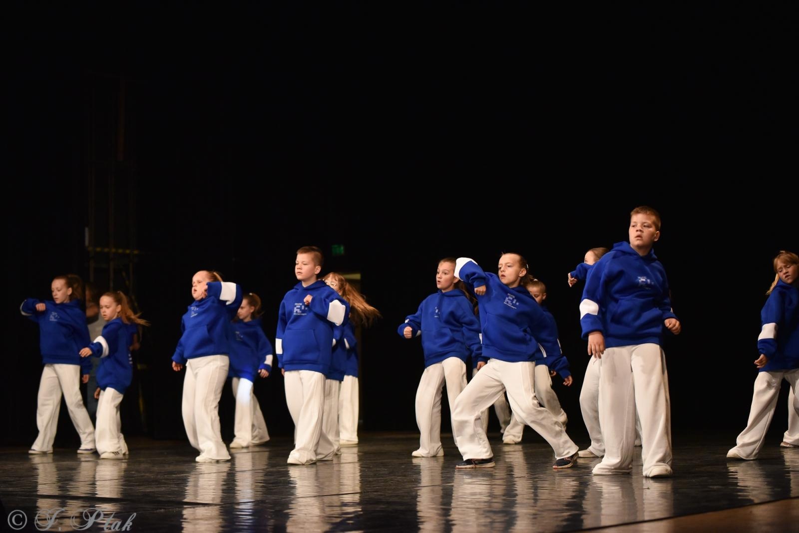 Zdjęcie w galerii na portalu naszraciborz.pl: Laureaci konkursu tańca w ramach XIV Powiatowego Festiwalu Twórczości Artystycznej wiadomości z regionu