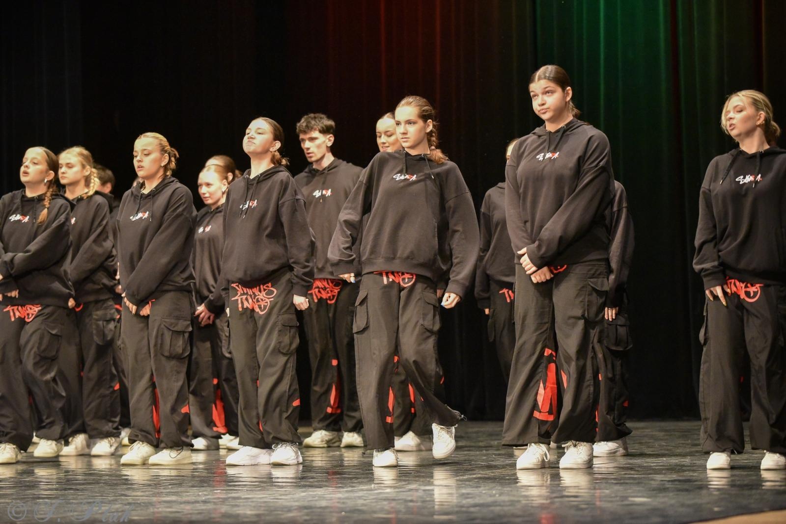 Zdjęcie w galerii na portalu naszraciborz.pl: Laureaci konkursu tańca w ramach XIV Powiatowego Festiwalu Twórczości Artystycznej wiadomości z regionu