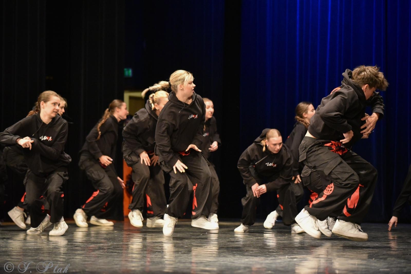Zdjęcie w galerii na portalu naszraciborz.pl: Laureaci konkursu tańca w ramach XIV Powiatowego Festiwalu Twórczości Artystycznej wiadomości z regionu