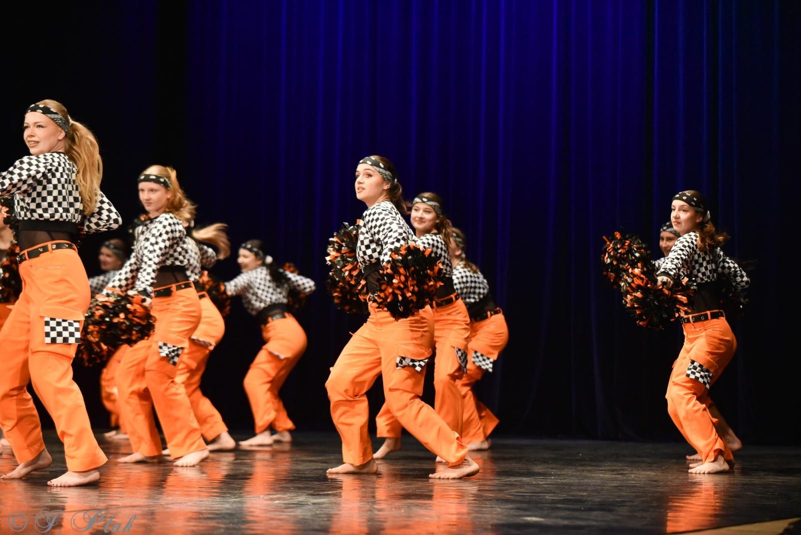 Zdjęcie w galerii na portalu naszraciborz.pl: Laureaci konkursu tańca w ramach XIV Powiatowego Festiwalu Twórczości Artystycznej wiadomości z regionu