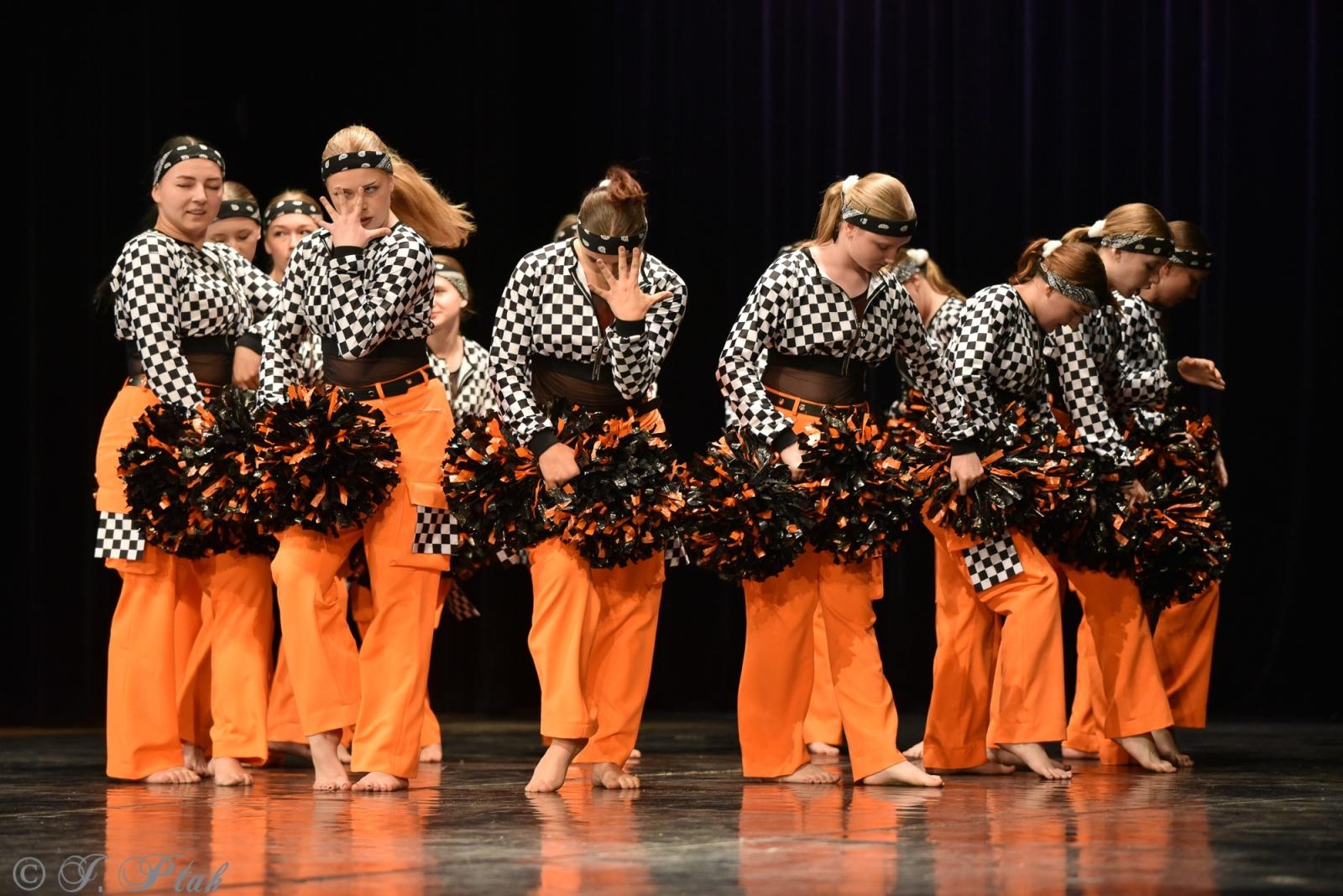 Zdjęcie w galerii na portalu naszraciborz.pl: Laureaci konkursu tańca w ramach XIV Powiatowego Festiwalu Twórczości Artystycznej wiadomości z regionu