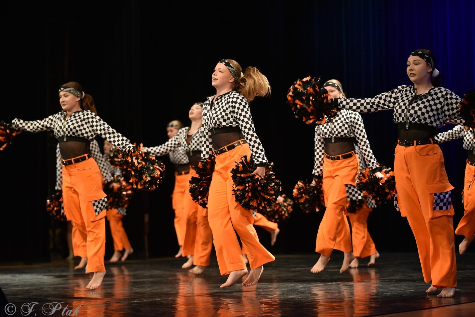 Zdjęcie w galerii na portalu naszraciborz.pl: Laureaci konkursu tańca w ramach XIV Powiatowego Festiwalu Twórczości Artystycznej wiadomości z regionu