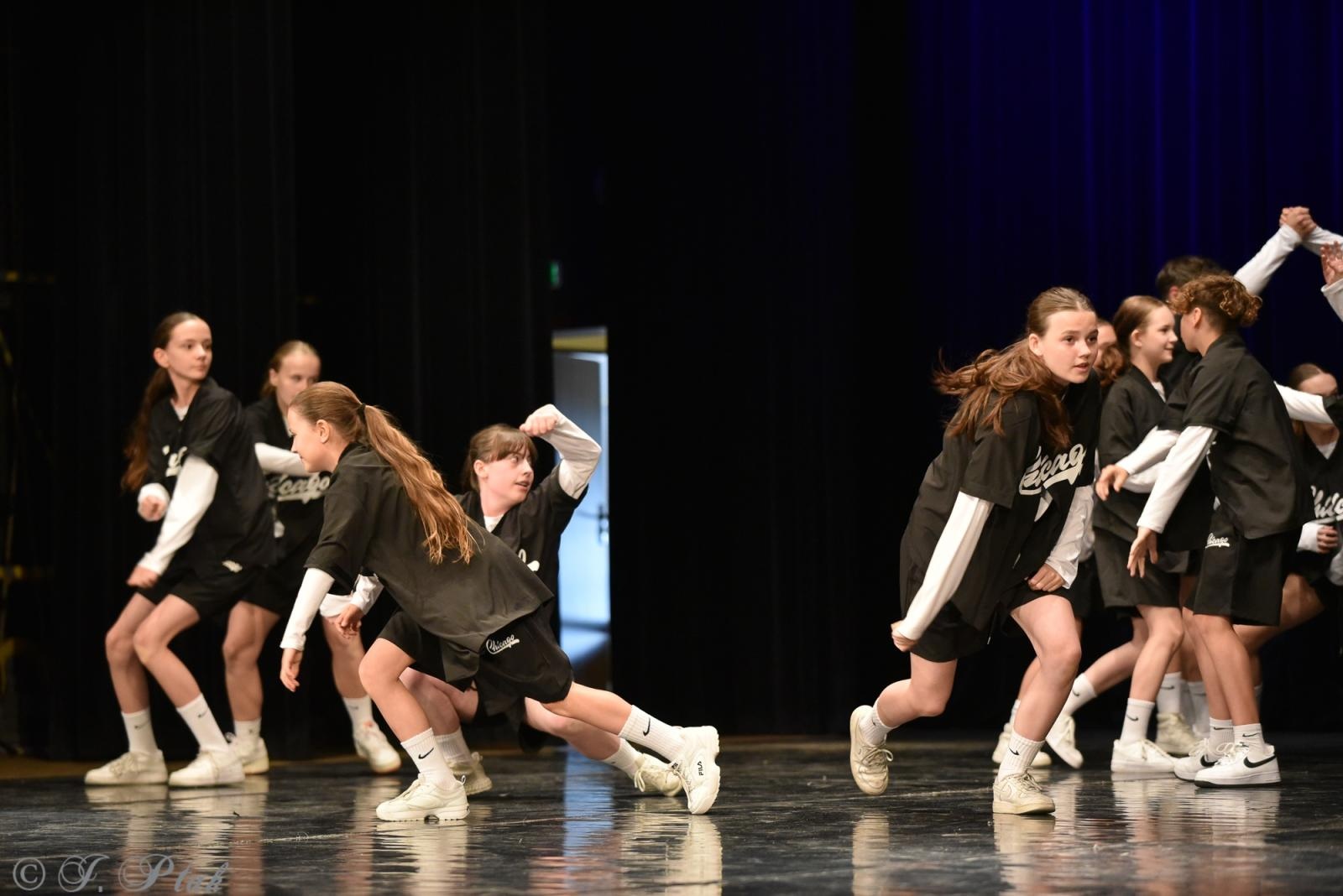 Zdjęcie w galerii na portalu naszraciborz.pl: Laureaci konkursu tańca w ramach XIV Powiatowego Festiwalu Twórczości Artystycznej wiadomości z regionu