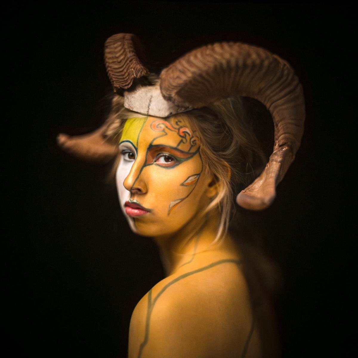 Zdjęcie w galerii na portalu naszraciborz.pl: Fikcjografia. Fotografia kreatywna Kamili Kowalskiej wiadomości z regionu